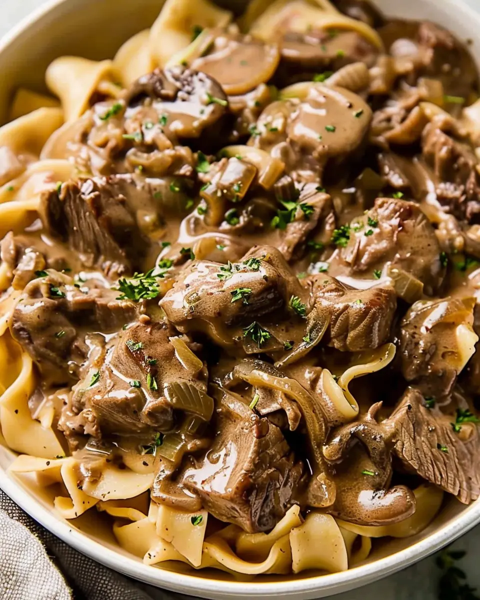 Beef Stroganoff: Easy Recipe with Turkey Bacon for Comfort Food